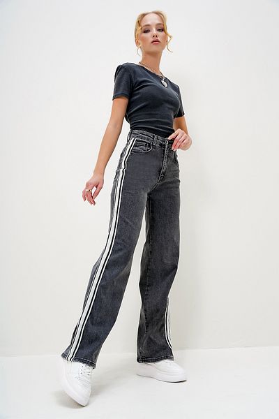 Trend Alaçatı Stili Women's Anthracite 5-Pocket Washed Stripe Detailed Mom Jeans Alc-X13050