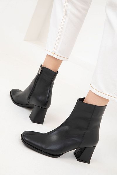 SOHO Μαύρες γυναικείες μπότες - 19964 Model Bootie