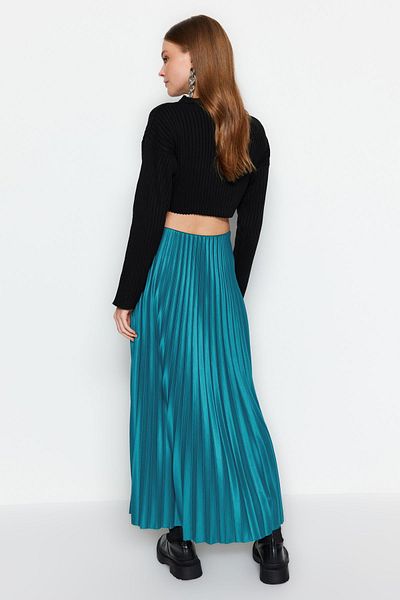 Trendyol Collection Emerald Green Pleated Maxi Stretchy Knitted Skirt TWOSS24ET00041