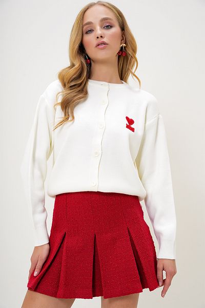 Trend Alaçatı Stili Dámský Ecru Crew Crew Neck Heart Vyšívaný úplet Cardigan Alc-X13152