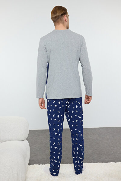 Trendyol Collection Sötétkék színű, paneles, normál szabású férfi kötött pizsama szett - Tmnaw25pt00039