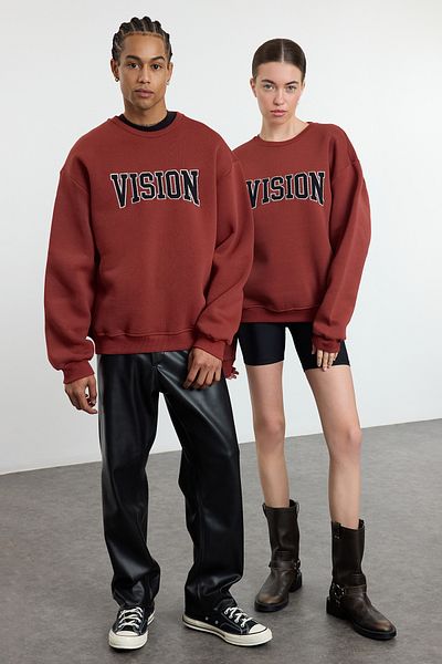 Trendyol Collection Unisex-Sweatshirt aus Fleece in Übergröße mit Fliesenstickerei – TMNAW25SW00015