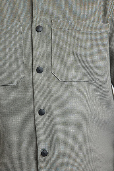 Trendyol Collection Zimní bunda Regular Fit Pletená khaki barva - Tmnaw25Go00016