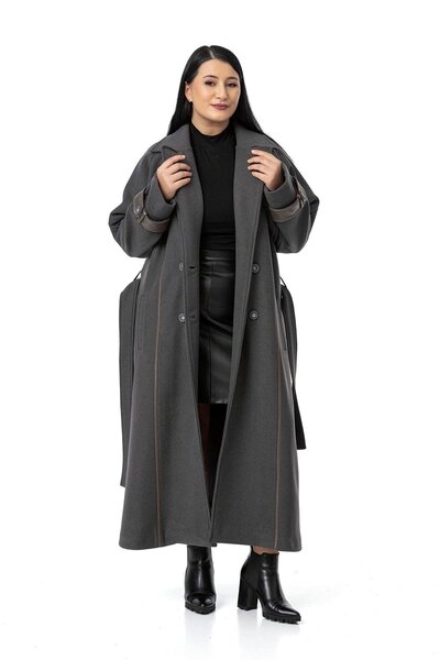 DISENTIS MODEST Μεγάλο μέγεθος, δερμάτινο παλτό με λεπτομέρειες από δερμάτινη...