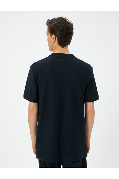 Koton T-shirt με υφή Slim Fit Crew Neck - κοντομάνικο