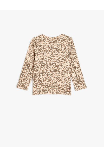 Koton Bavlněné tričko s dlouhým rukávem s leopardím potiskem – s výstřihem