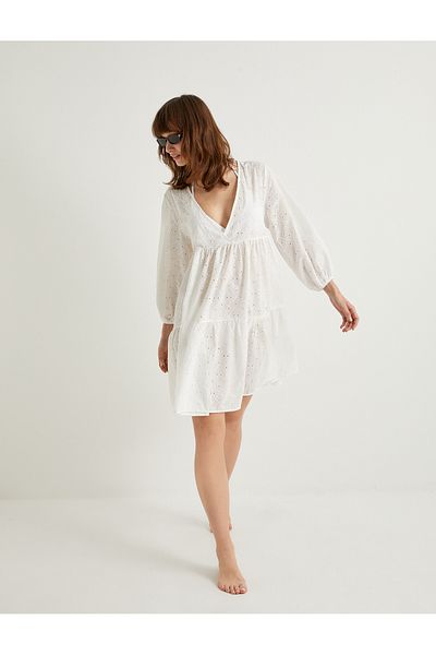 Koton Strandkleid mit Muschelsaum, Ballonärmeln, V-Ausschnitt und Volants