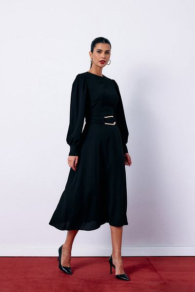Sateen Rochie neagră cu centură midi