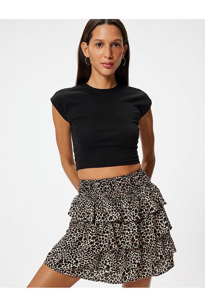 Koton Slim Fit Mini-Shortsrock mit Leopardenmuster – Volant und Gummizug