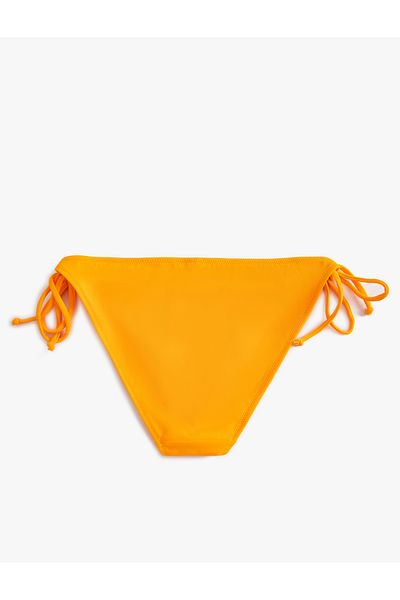 Koton Brasilianisches Bikinihöschen mit Bindedetail – Basic an den Seiten