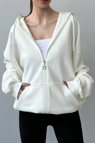 The Robi Three Thread Raised Oversize Cardigan