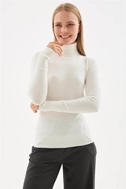 Fashion Friends Turtleneck Sweater Ecru