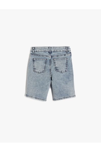 Koton Slim-Fit-Jeansshorts aus Baumwolle – Taschendesign