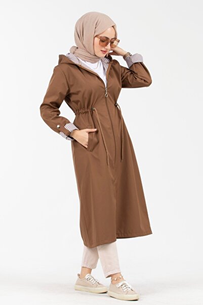 Sevitli İçi Çizgili Trençkot-Kahverengi