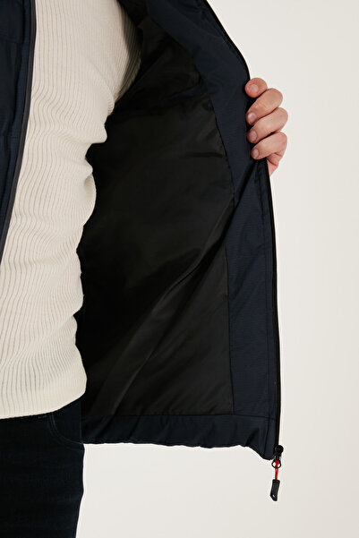 Buratti Kapucnis Slim Fit kabát cipzáras zsebekkel Férfi KABÁT 6490001