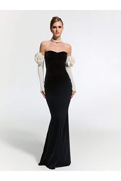 Nur Karaata Windsor Dress
