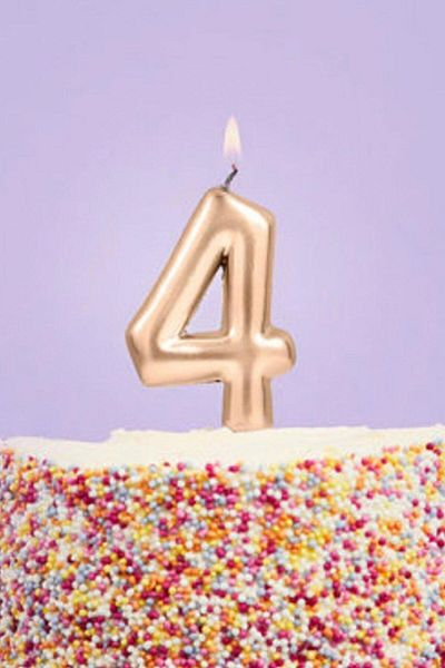 Le Mabelle Gold Candle Number 4