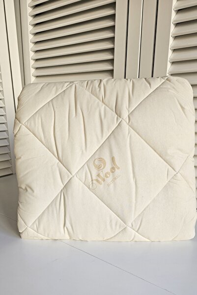 housein Bedding Cream Double Piping Wool Quilt