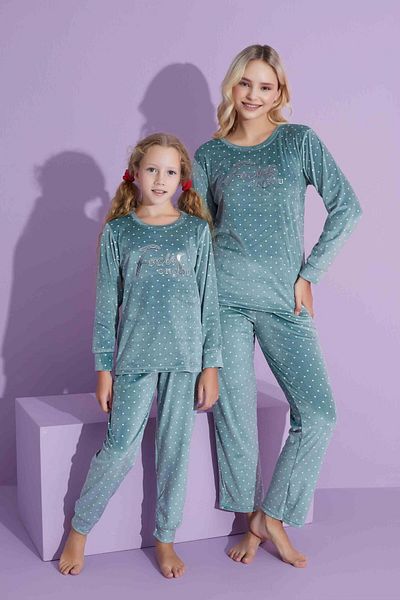Mutlu City Set pijamale din catifea cu model stea - mama/fiica 2776-verde menta