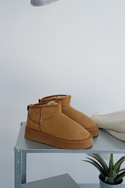 Meral Özgenç Süet Kürklü Bot