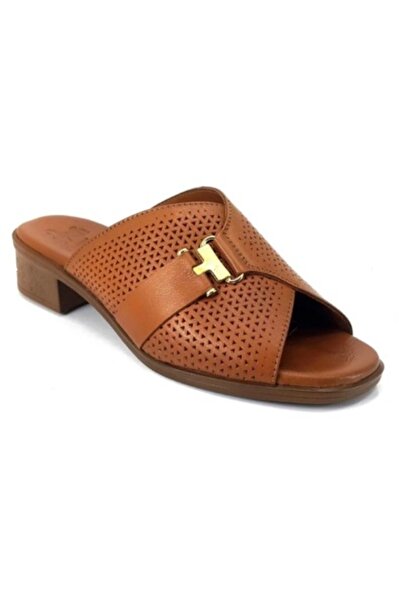 Venüs 23026012-1 Hakiki Deri Kısa Kalın Topuklu Günlük Şık Terlik