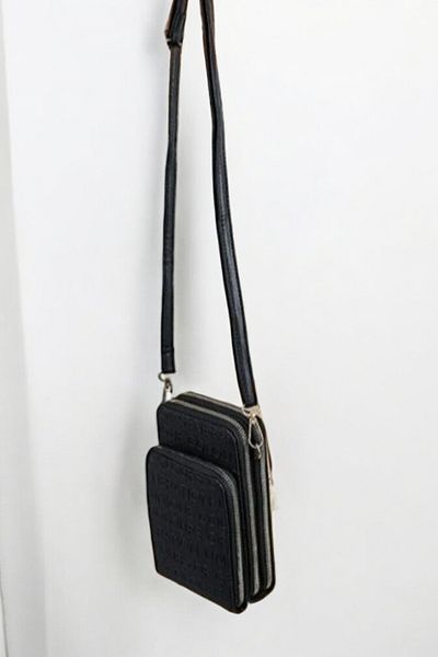 NO47BAGSHOES 3 Compartment Phone Holder Bag
