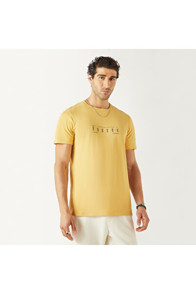 Iconic Typographic Print T-shirt with Short Sleeves