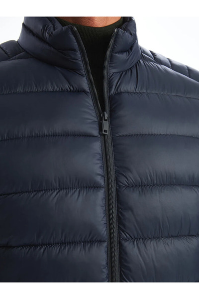 LC Waikiki Ανδρικό πουπουλένιο παλτό LCWAIKIKI Classic Navy Blue Standard Fit ψηλός λαιμός