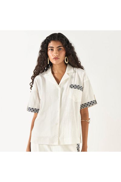 2Xtremz Textured Shirt with Camp Collar and Short Sleeves
