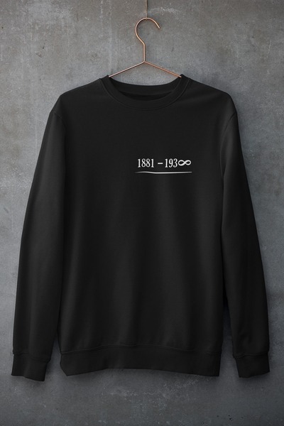 WOODROFFE سويت شيرت أبيض وأسود كبير الحجم برقبة دائرية مطبوع عليه أتاتورك في ...