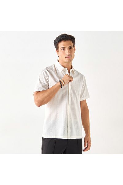 Iconic Textured Shirt with Spread Collar and Short Sleeves
