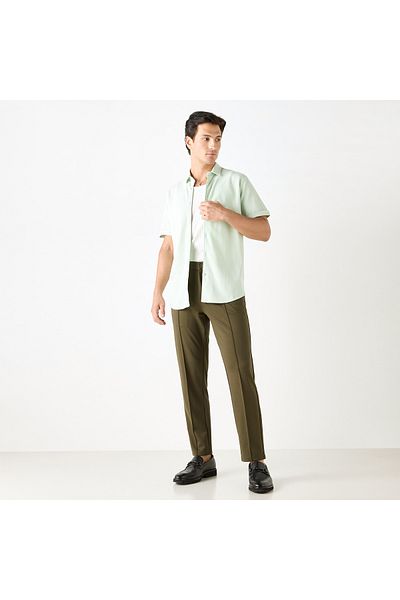 Iconic Solid Slim Fit Trousers with Pockets