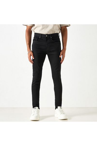 Lee Cooper jeans with Pockets and Button Closure