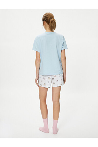 Koton Freunde lizenziertes Pyjama-Set – mit Shorts und kurzen Ärmeln