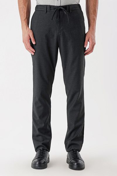 İmza Σκούρο ανθρακί ελαστικό παντελόνι Jogger Casual Slim Fit με πλαϊνές τσέπες 1003235121