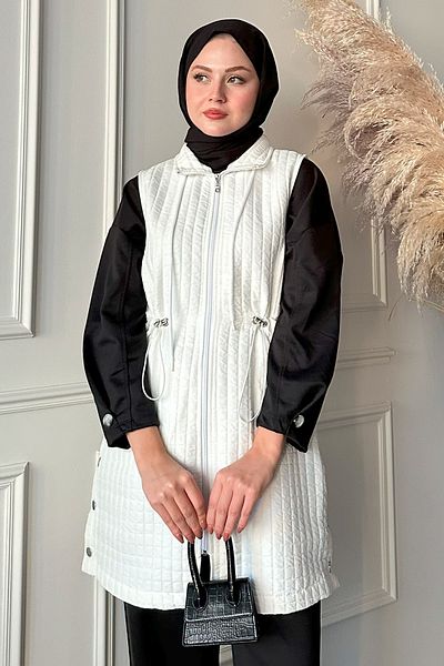 InStyle سترة بيضاء مبطنة