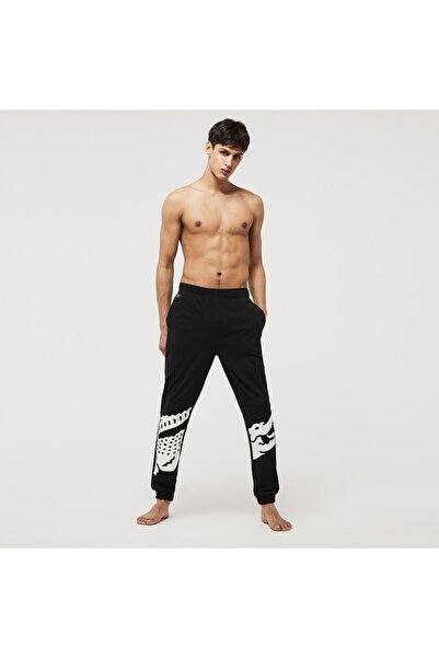 Lacoste بنطال بيجامة أسود مطبوع بقصة عادية للرجال