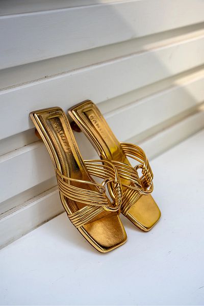 LAMİNTA Papuci de damă cu toc special Rosso Gold de 4 cm cu detaliu inel