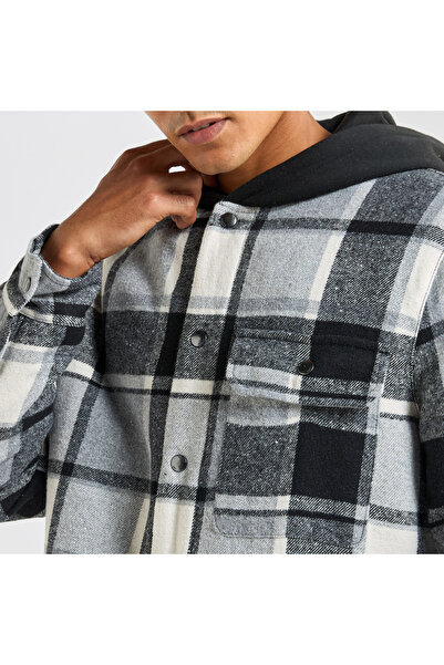 FAV Checked Hooded Shirt With Long Sleeves And Snap Button Closure