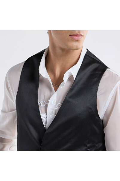FAV Sleeveless Waistcoat with Concealed Button Placket