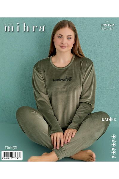 Mihra Green Velvet Pajama Set - Minimalist, Oversize Plus Size, Elastic Leg