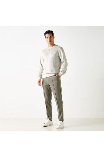 Iconic Solid Sweatshirt with Round Neck and Long Sleeves