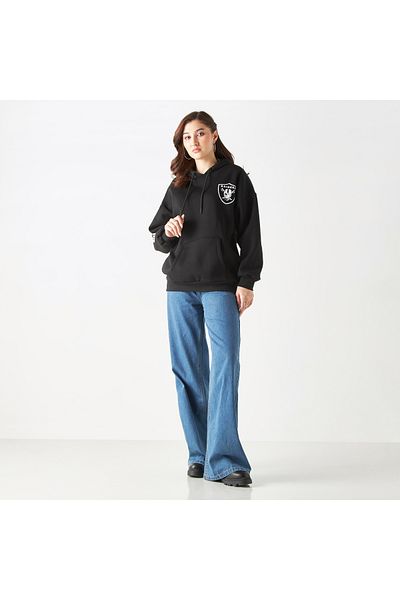 SP Characters Raiders Print Hoodie with Drop Shoulder Sleeves and Kangaroo Pocket