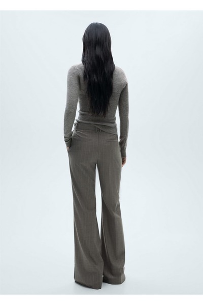 MANGO Woman Yırtmaçlı kazak