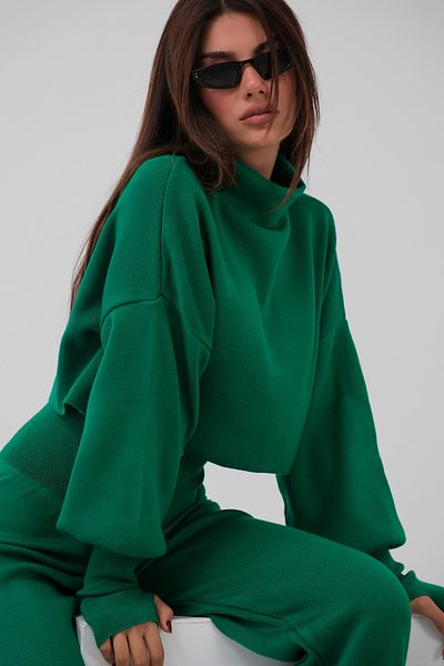 4S1B FASHION Green Turtleneck Knitwear Sweater and High Waist Knitwear Pants Set - Long Sleeve, Hand Held 015
