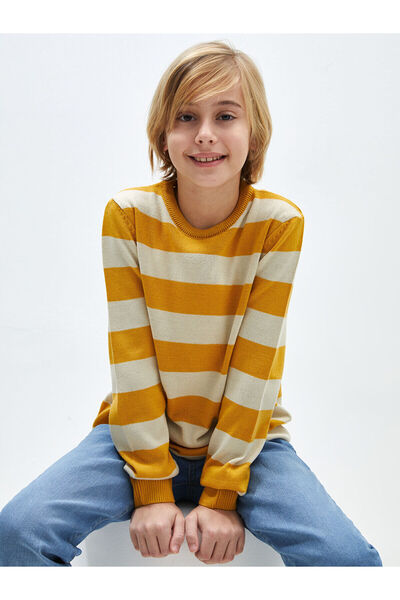 LC Waikiki Chlapecký pletený svetr Lcwk Crew s dlouhým rukávem a pruhovaným v...