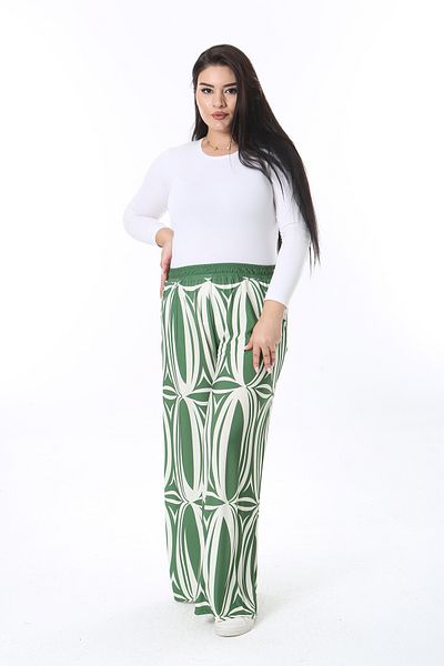 Şans Women's Plus Size Green Lycra Trousers with Elastic Waist and Side Pockets 65N38466