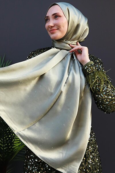 GİYZAMİLA Pearl Satin Shawl Light Khaki