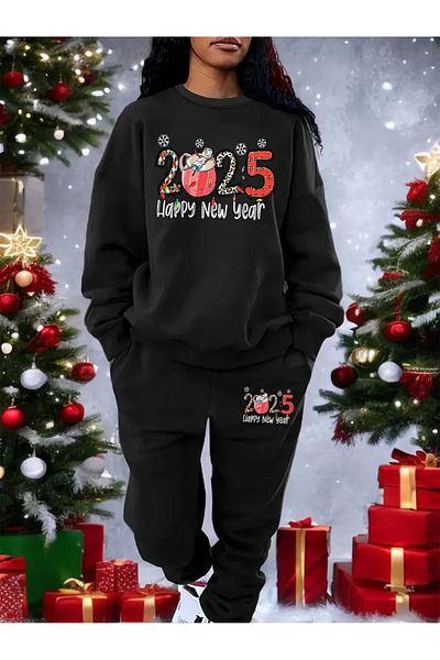 Elfa Tekstil طقم سويت شيرت مطبوع عليه Happy New Year من الأعلى إلى الأعلى
