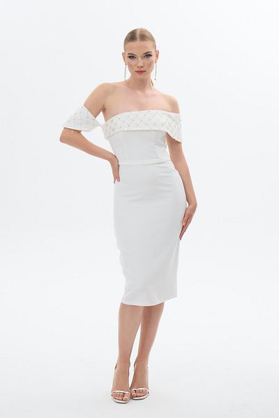Carmen Rochie Ecru cu mâneci scurte Stone Crepe Promise